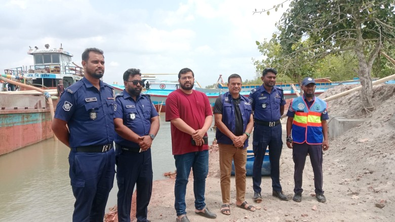 সাতক্ষীরায় অবৈধভাবে বালু উত্তোলন করায়  আটক-০১, ৫০ হাজার টাকা জরিমানা...