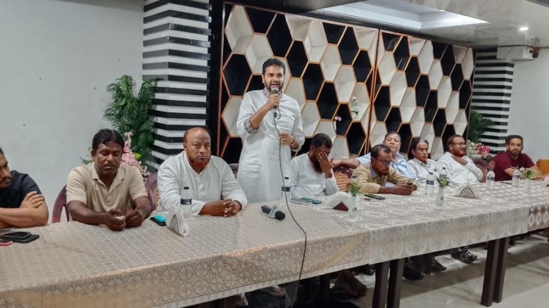 বেনাপোল পৌর ছাত্রদলের সাথে জেলা যুবদলের যুগ্ম আহবায়ক ইমদাদের
