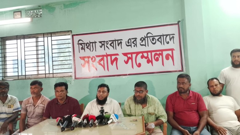 শার্শার কন্যাদাহ গ্রামের ঘটনা নিয়ে প্রকাশিত সংবাদের প্রতিবাদে সংবাদ সম্মেলন...